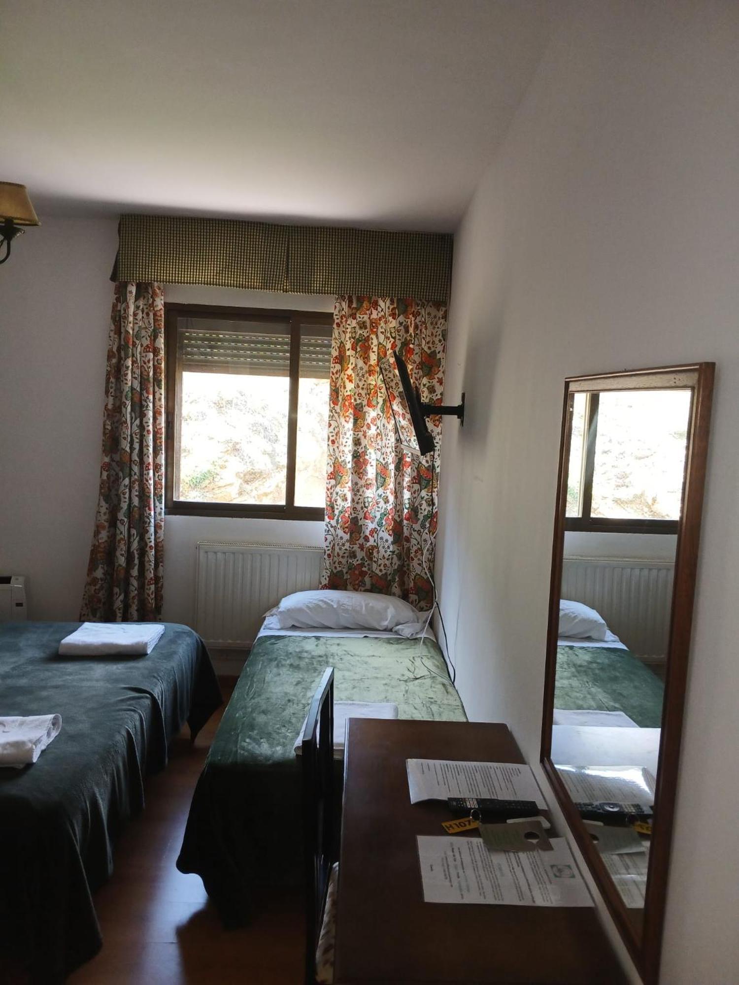 Hostal Rural Alto Tajo Poveda Poveda de la Sierra Exterior foto